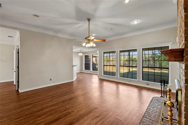 a view of a kitchen and dining room