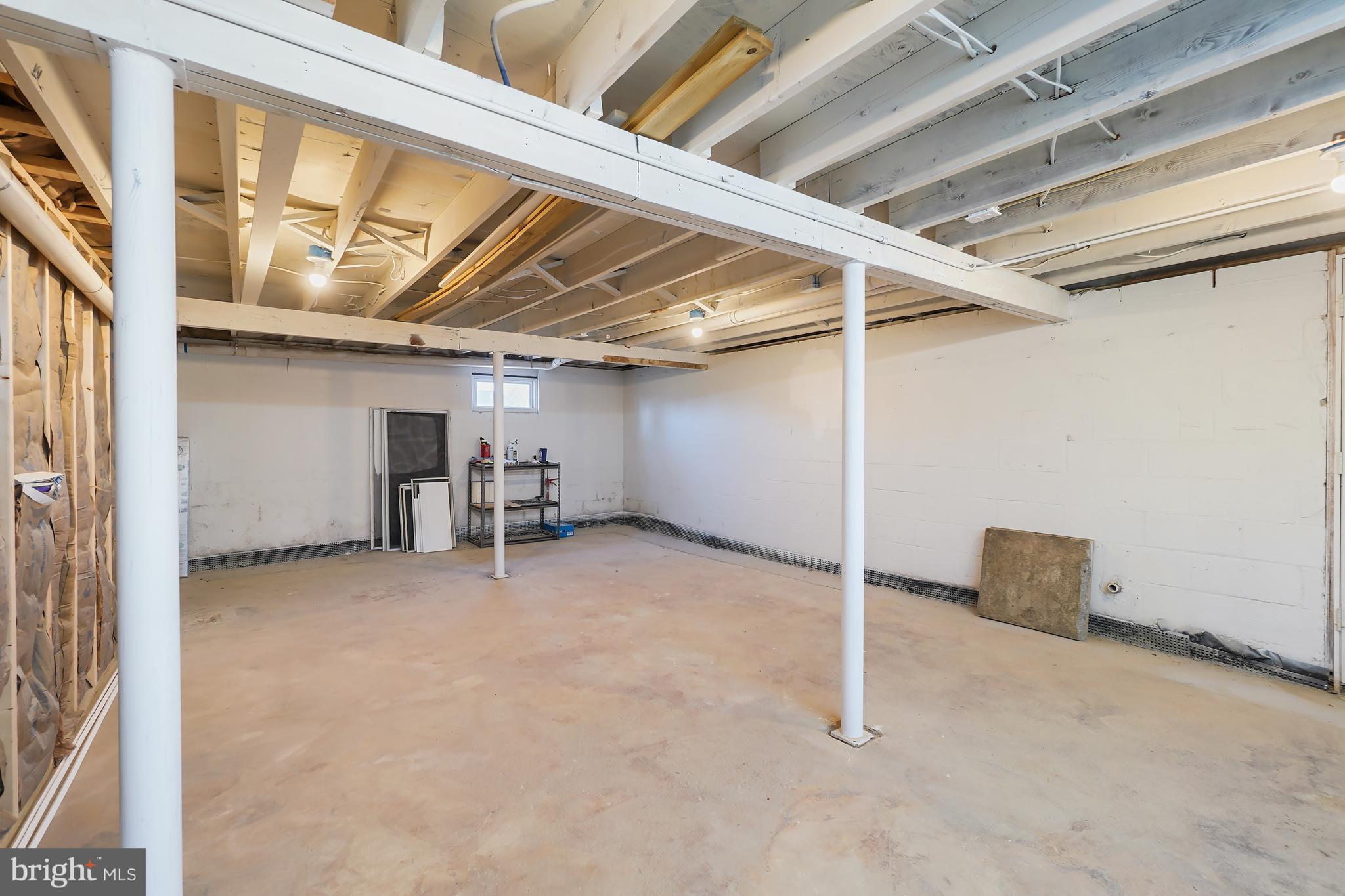 1546 Ridgely Drive Edgewater, MD 21037 - Photo 41 of 55 a view of a room with gym equipment
