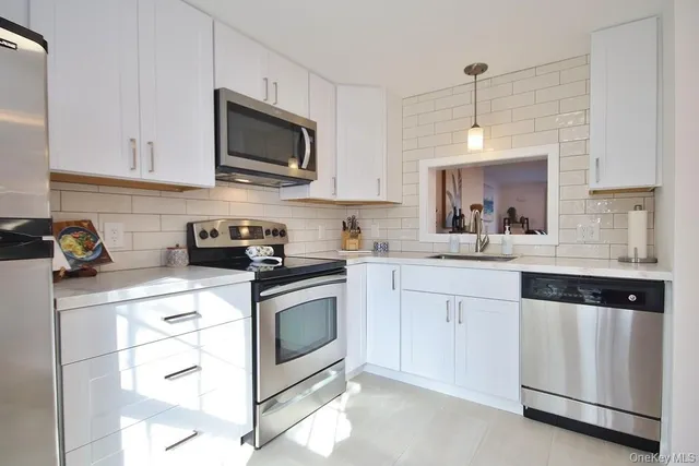 $475,000 | 902 Williamsburg Drive, Mahopac, NY 10541