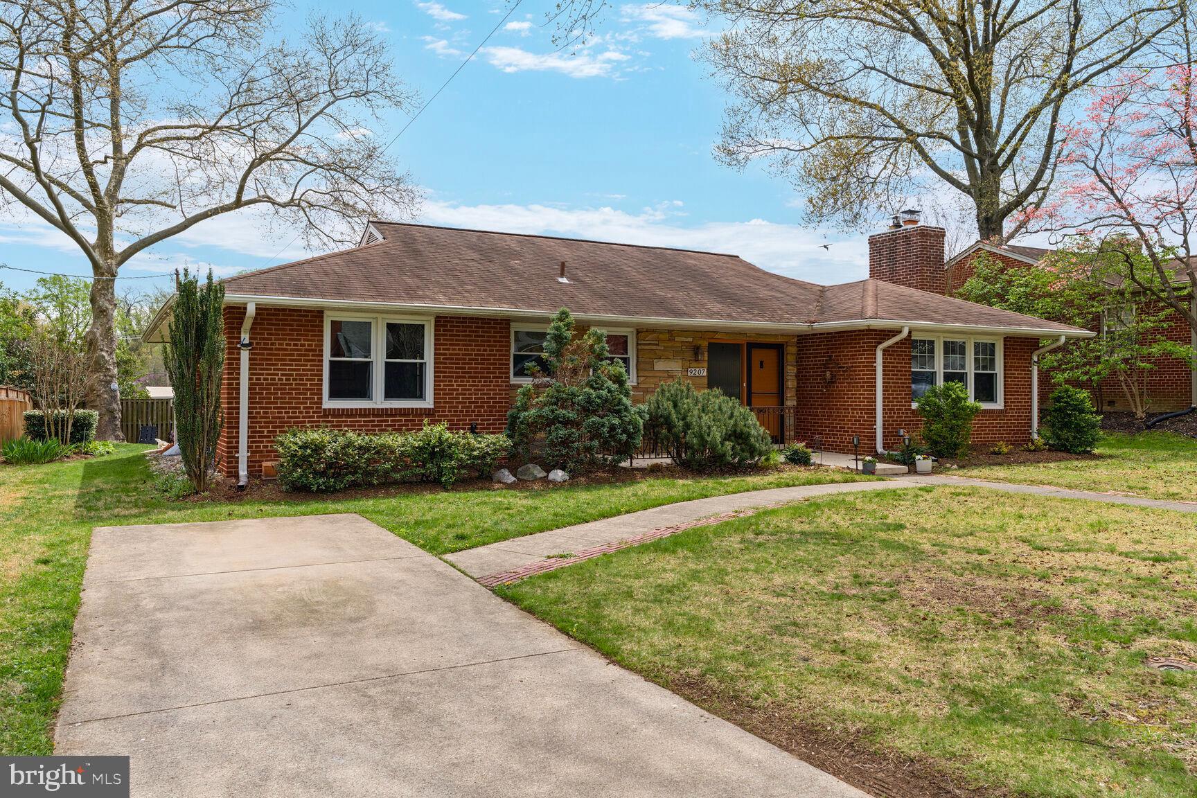 9207 Summit Road Silver Spring, MD 20910 - Photo 3 of 20