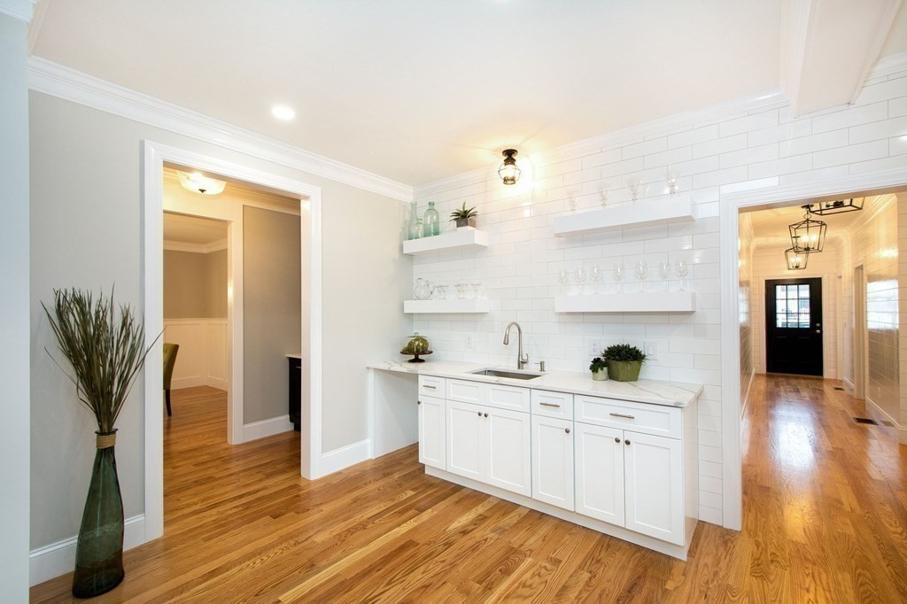 494 Holly Road Marshfield, MA 02050 - Photo 16 of 36 Gallery Image 16