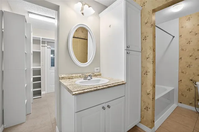 $175,000 | 1207 Eastloch Court, Sun City Center, FL 33573