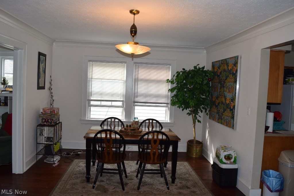 1756 Lee Road Cleveland, OH 44118 - Photo 4 of 11 Gallery Image 4