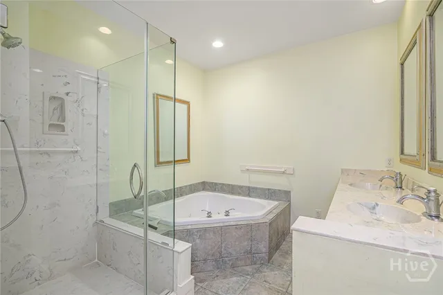 $750,000 | 15 Marina Drive, Savannah, GA 31411