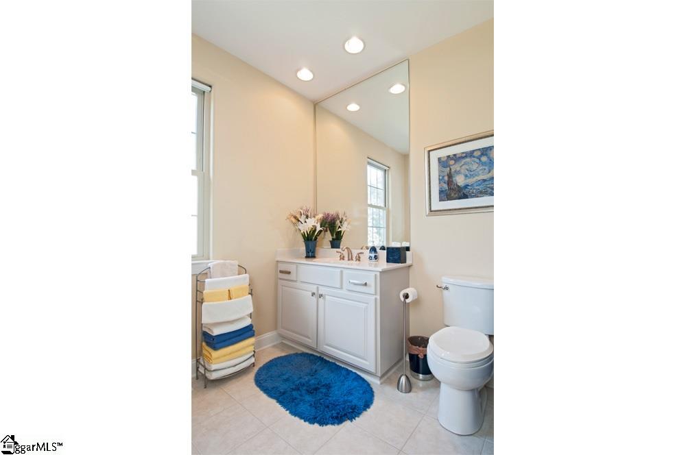 214 Sandy Point Drive Anderson, SC 29625 - Photo 22 of 32 Gallery Image 22