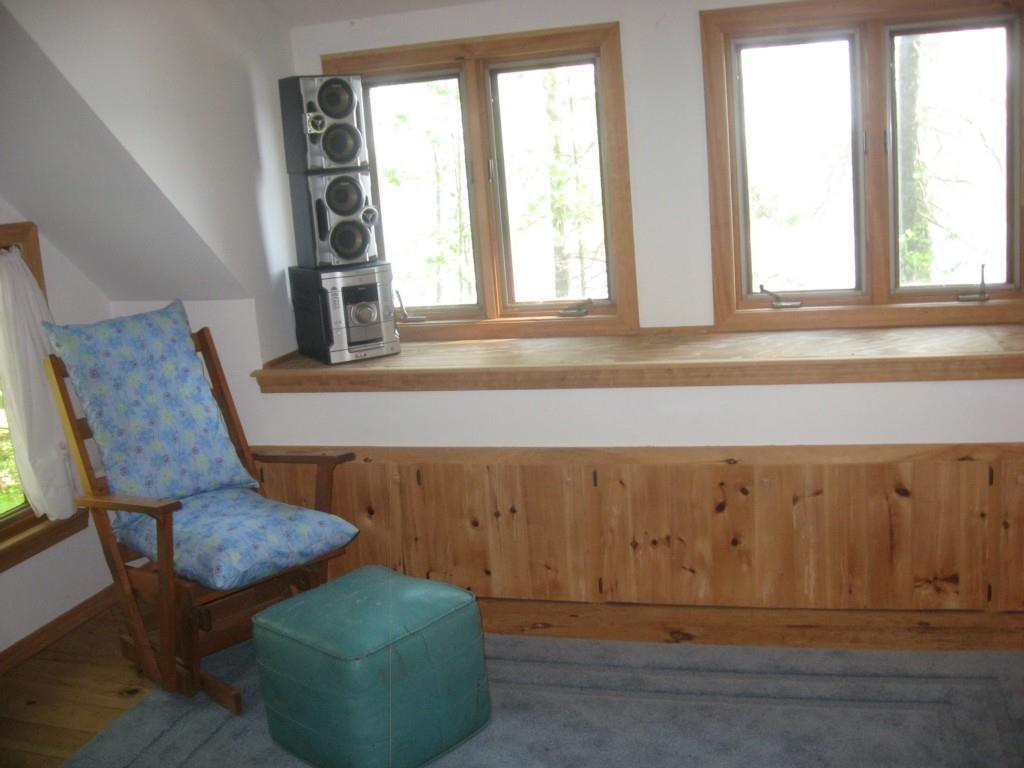 44 Fl 29 Denmark, ME 04022 - Photo 18 of 21 Plenty of room in this bedroom.