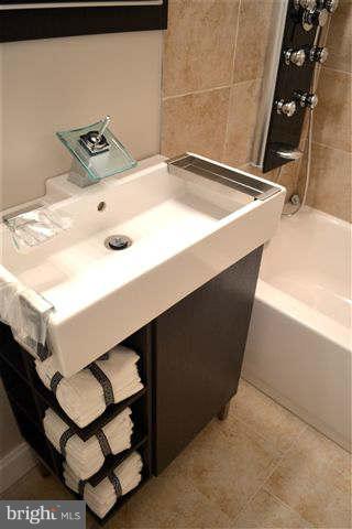 7624 Normandy Road Hyattsville, MD 20785 - Photo 13 of 23 Bath (Master)