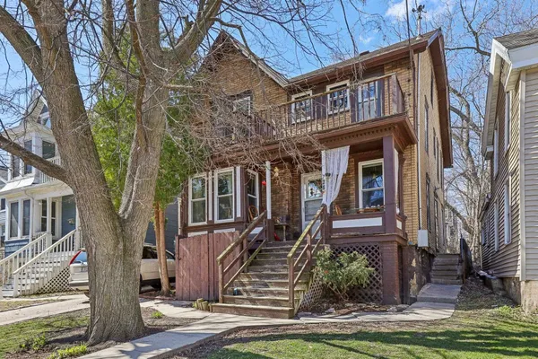 $675,000 | 736 East Johnson Street, Madison, WI 53703