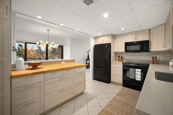 $350,000 | 1311 South Westcliff Place, Unit 301, Spokane, WA 99224