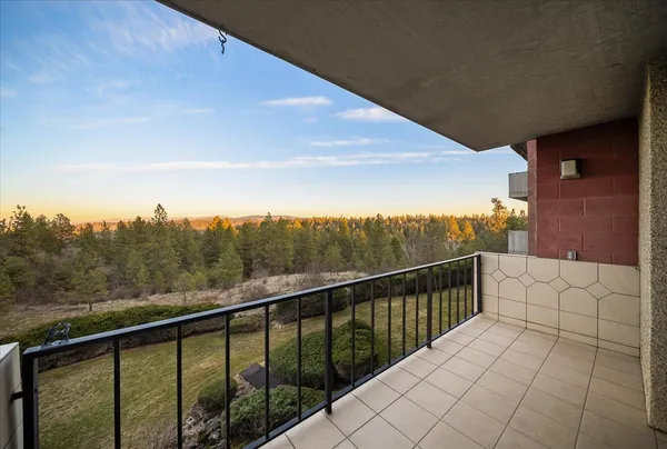 $350,000 | 1311 South Westcliff Place, Unit 301, Spokane, WA 99224