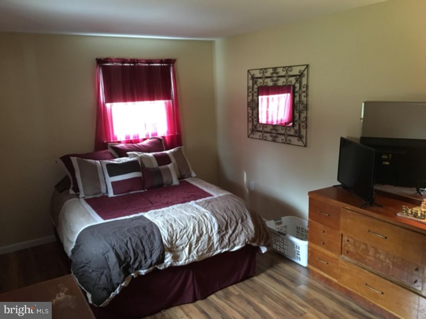 126 Hayes Mill Road Atco, NJ 08004 - Photo 16 of 25 Master Bathroom