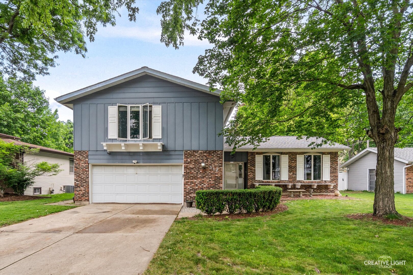 112 Hickory Street Oswego, IL 60543 - Photo 2 of 27