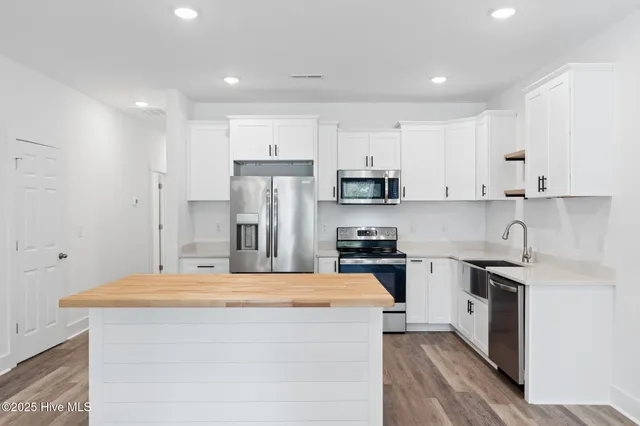 $2,100 | 196 Wildwood Street Northwest, Shallotte, NC 28470