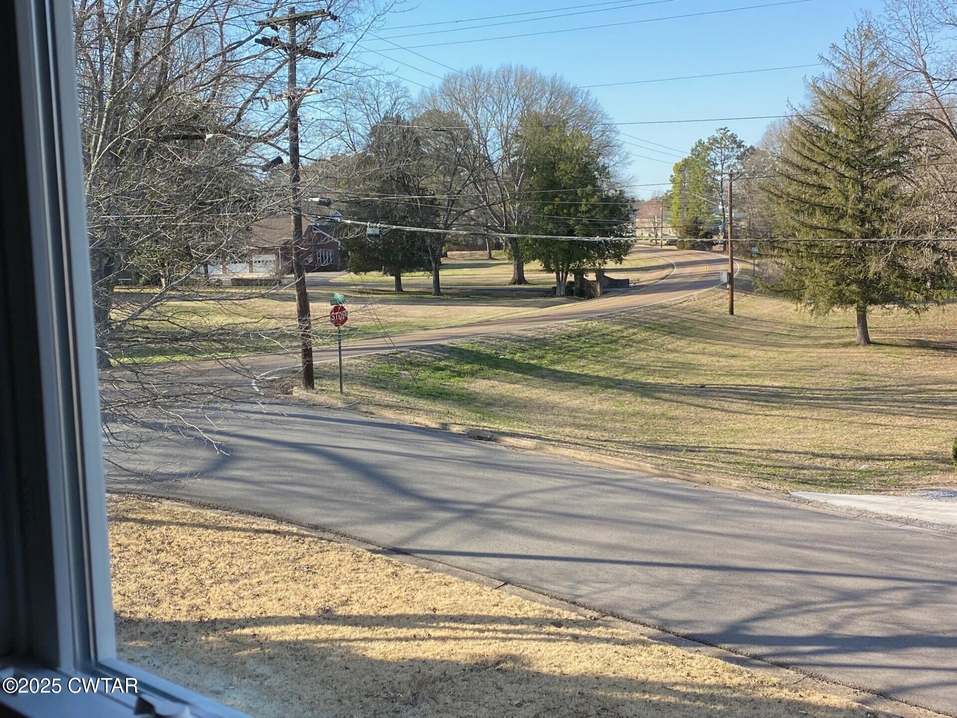 208 4th Street Henderson, TN 38340 - Photo 12 of 62 thumbnail_IMG_9051