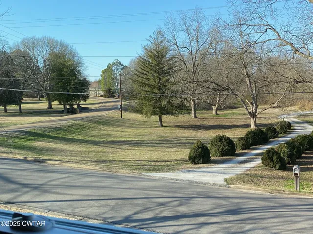 $269,900 | 208 4th Street, Henderson, TN 38340