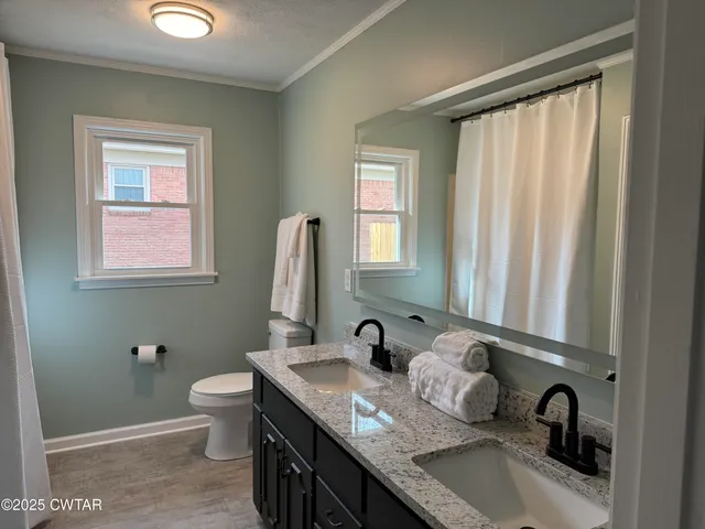 $269,900 | 208 4th Street, Henderson, TN 38340