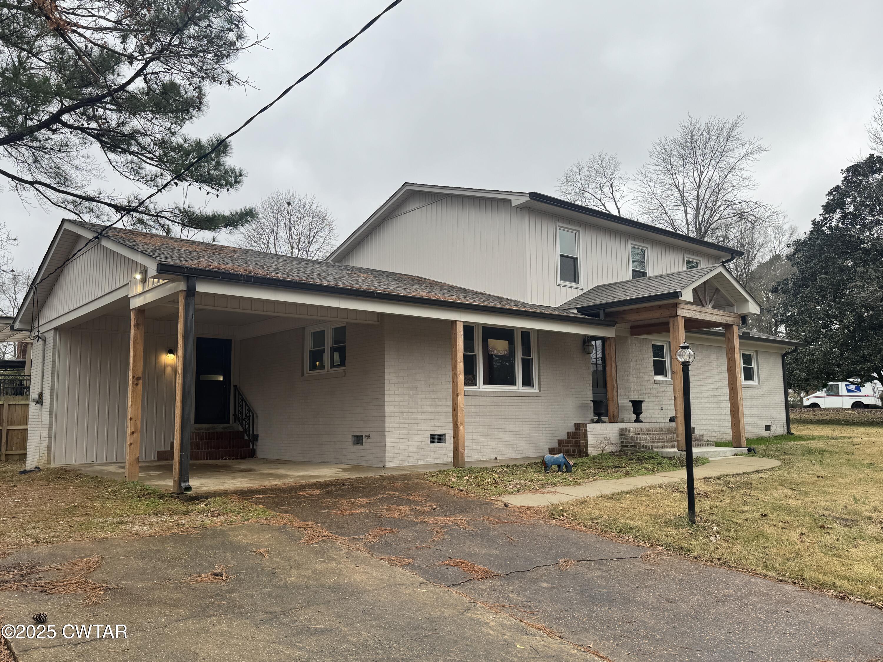 208 4th Street Henderson, TN 38340 - Photo 5 of 62 IMG_0015