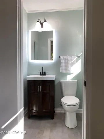 $269,900 | 208 4th Street, Henderson, TN 38340