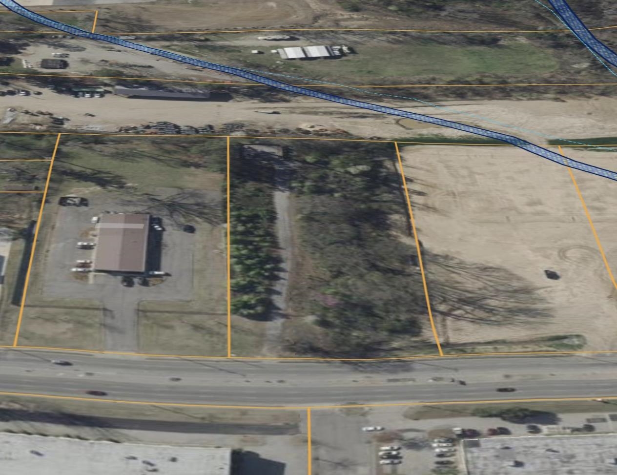 3549 Winchester Road Memphis, TN 38118 - Photo 6 of 6 a bathroom with a shower