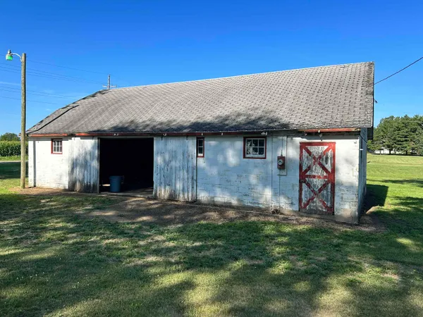 $64,900 | 404 East Willow Street, Forreston, IL 61030