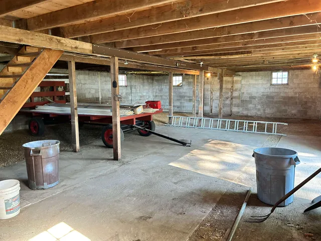 $64,900 | 404 East Willow Street, Forreston, IL 61030