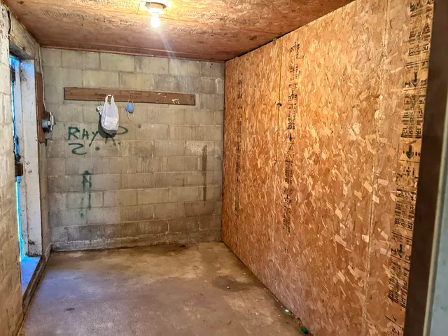 $64,900 | 404 East Willow Street, Forreston, IL 61030