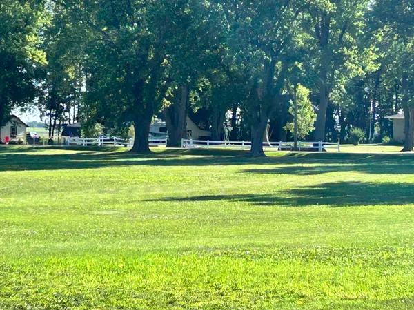 $64,900 | 404 East Willow Street, Forreston, IL 61030