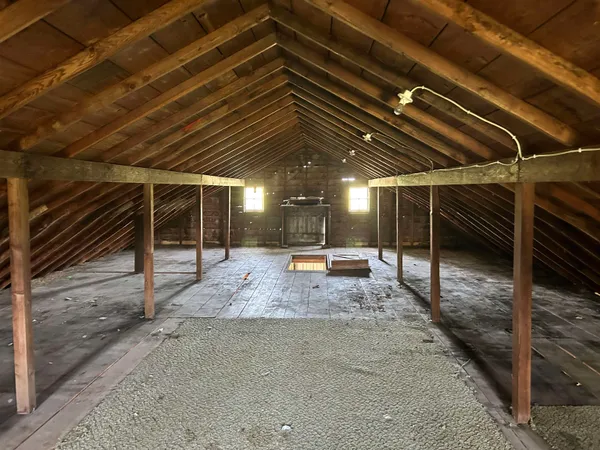 $64,900 | 404 East Willow Street, Forreston, IL 61030