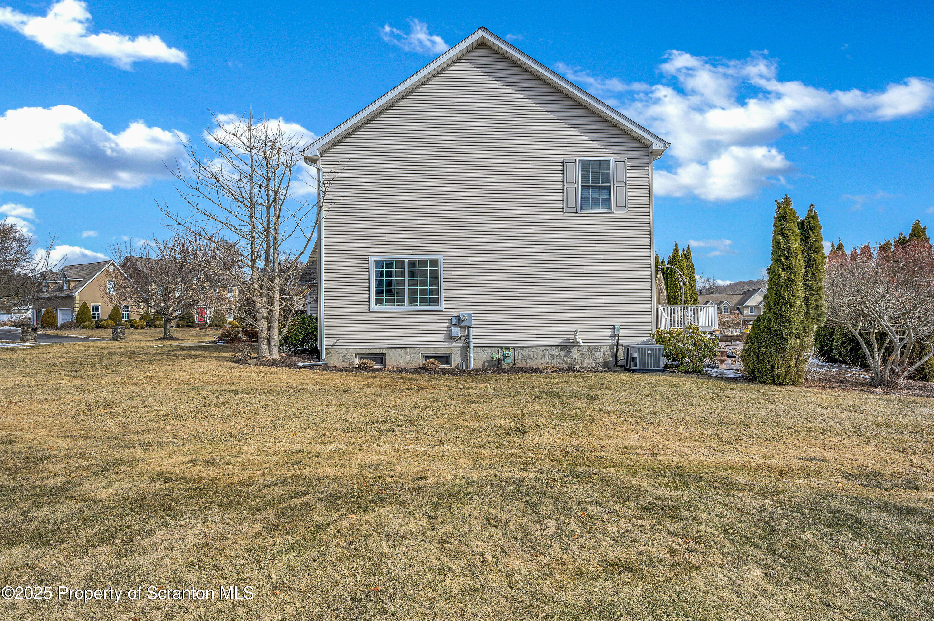 821 Saddle Loop Road, Unit L 17 Clarks Summit, PA 18411 - Photo 11 of 70 Saddle Loop-11