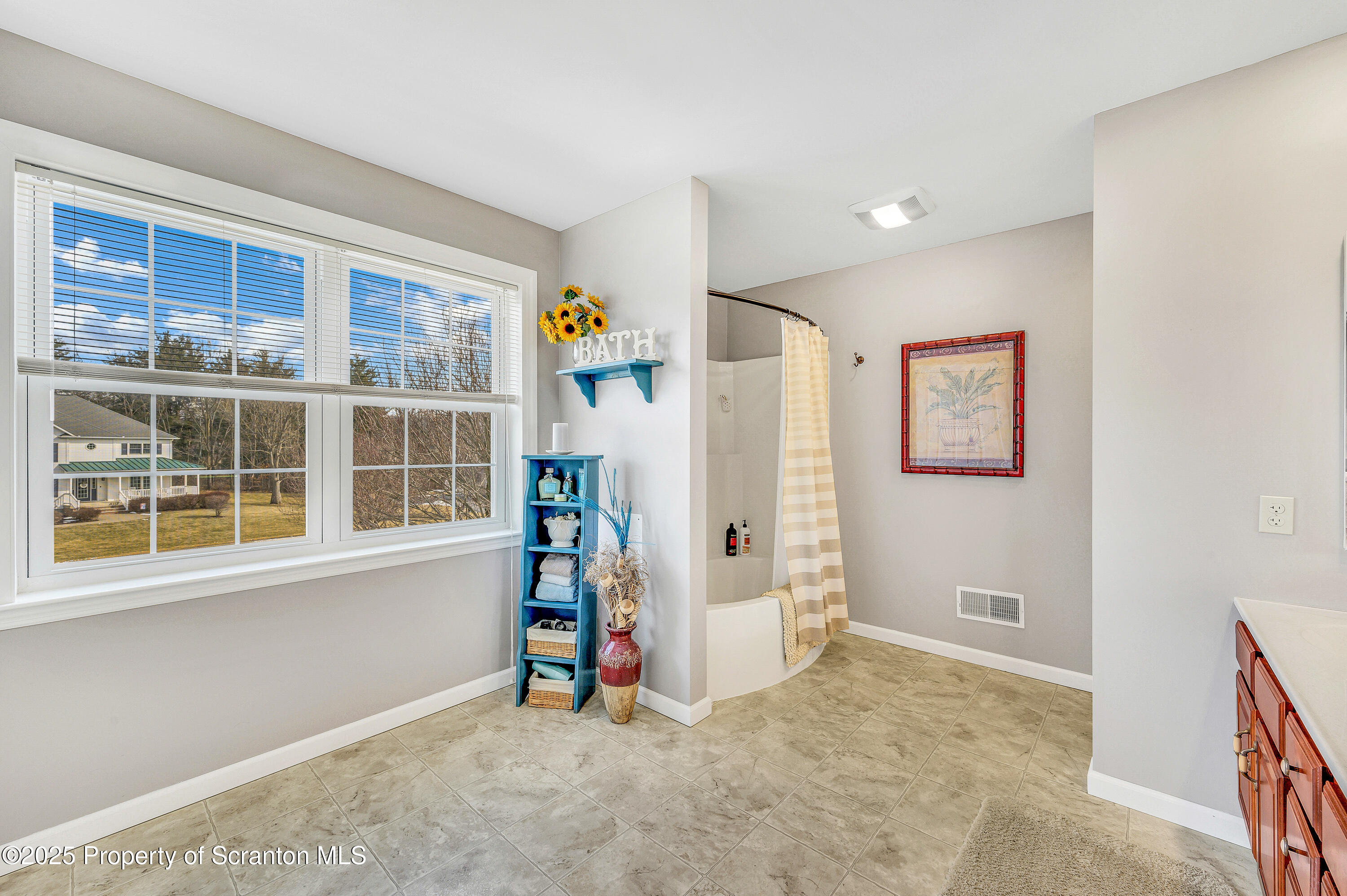 821 Saddle Loop Road, Unit L 17 Clarks Summit, PA 18411 - Photo 49 of 70 Saddle Loop-47