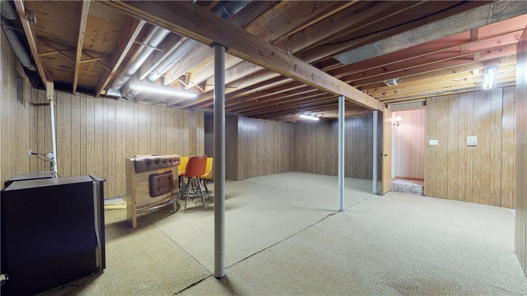 8806 Winding Ridge Road Indianapolis, IN 46217 - Photo 37 of 46 Gallery Image 37