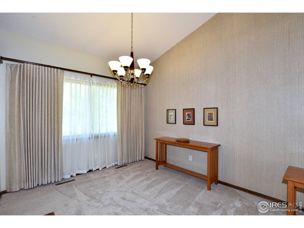 1501 Centennial Road Fort Collins, CO 80525 - Photo 13 of 40 Dinning Room off Kitchen