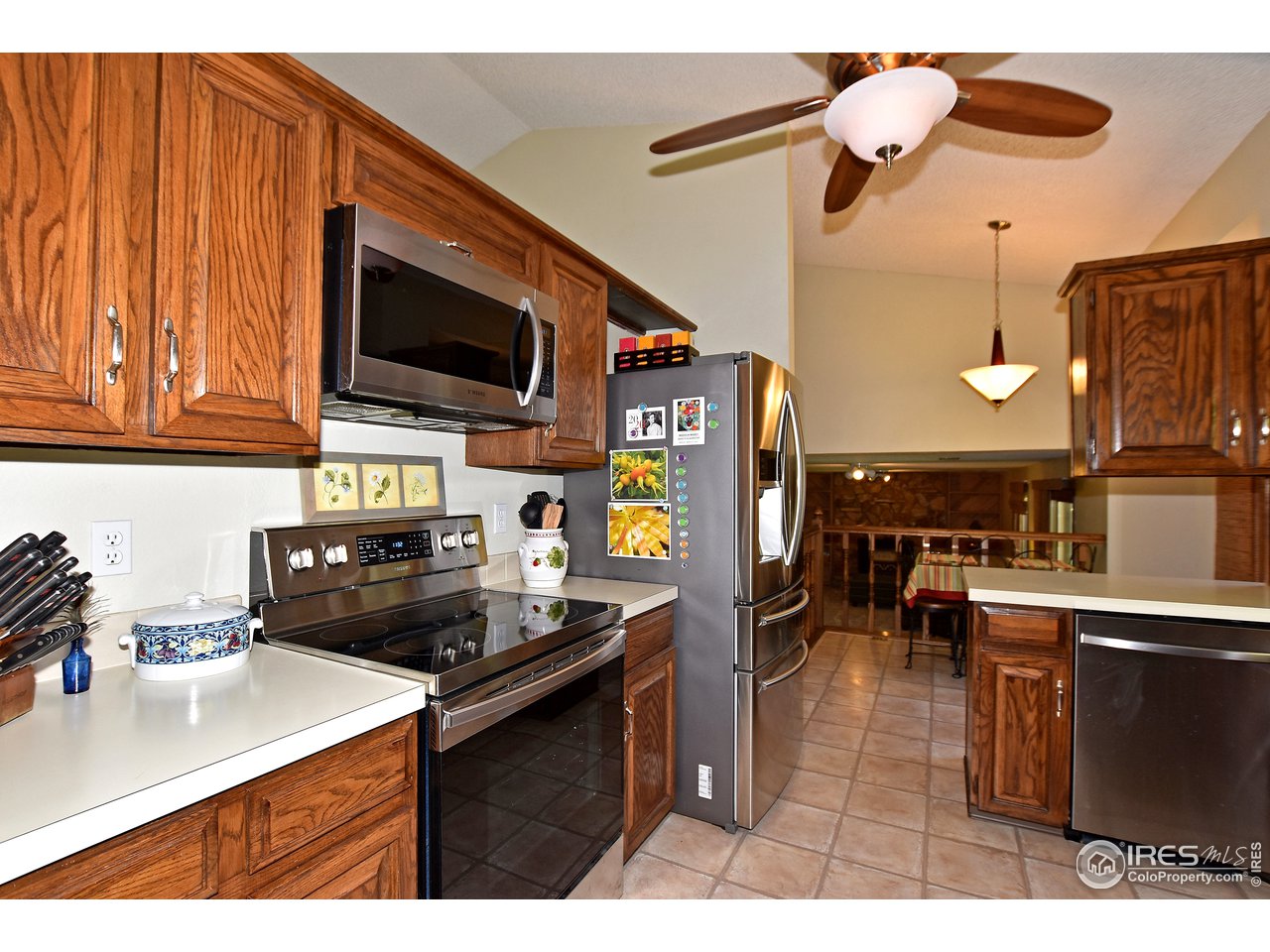 1501 Centennial Road Fort Collins, CO 80525 - Photo 4 of 40 New Stainless Appliances in the Kitchen