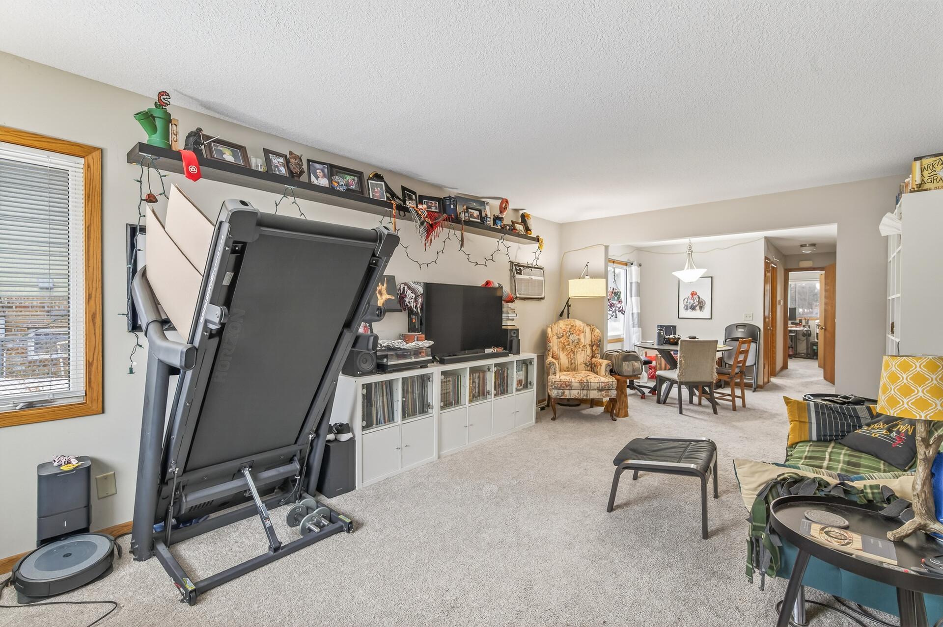 1918 Upper Afton Road St. Paul, MN 55119 - Photo 18 of 30