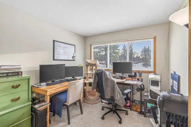 $500,000 | 1918 Upper Afton Road, St. Paul, MN 55119