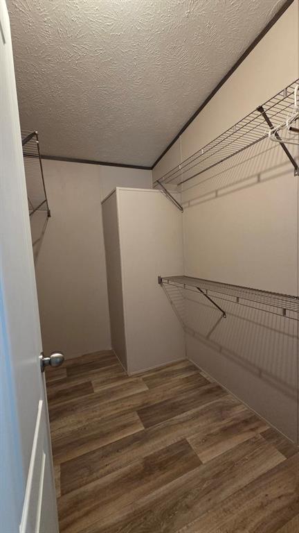 45 Bravo Road Pottsboro, TX 75076 - Photo 19 of 29 Walk in closet