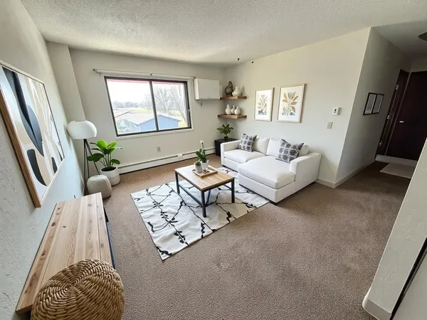 $692 | 1173 Dewey Street, Wabasso, MN 56293