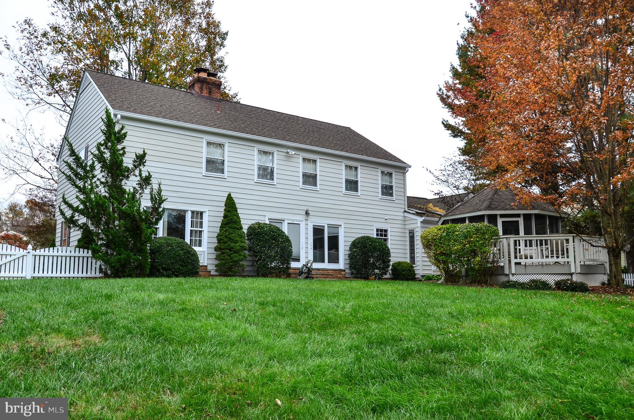 9712 Spring Ridge Lane Vienna, VA 22182 - Photo 2 of 46 Back of home