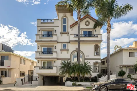 $1,595,000 | 1717 South Barrington Avenue, Unit 103, Los Angeles, CA 90025