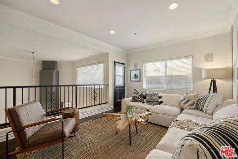 $1,595,000 | 1717 South Barrington Avenue, Unit 103, Los Angeles, CA 90025