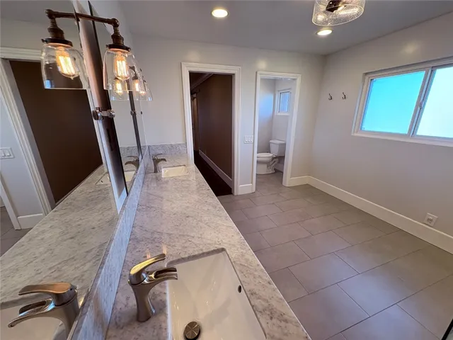 $5,500 | 8582 Universe, Westminster, CA 92683