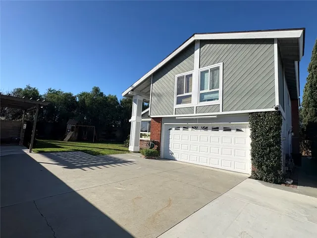 $5,500 | 8582 Universe, Westminster, CA 92683