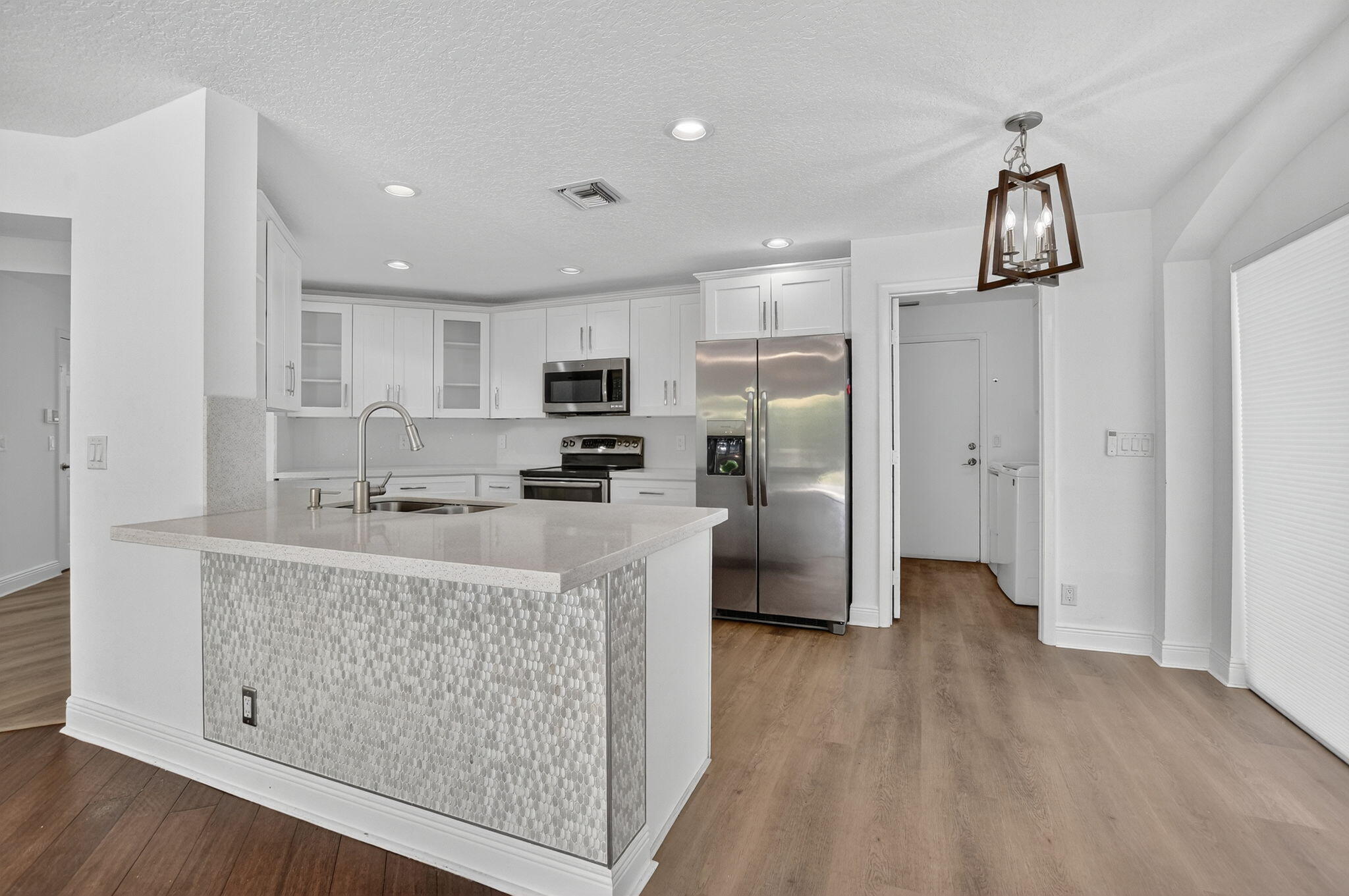 6502 Brava Way Boca Raton, FL 33433 - Photo 11 of 47 13-web-or-mls-DSC_3179