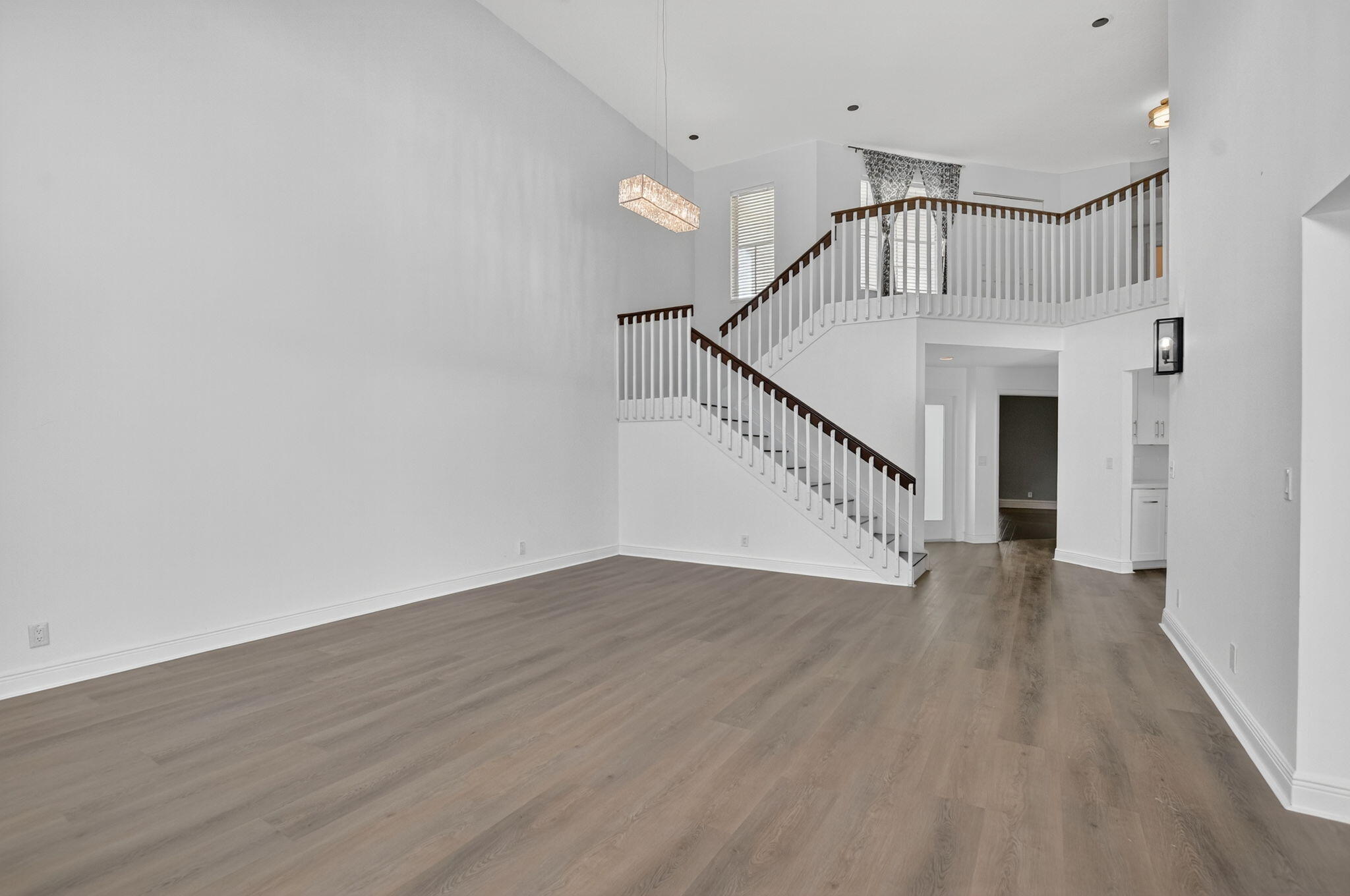 6502 Brava Way Boca Raton, FL 33433 - Photo 7 of 47 9-web-or-mls-DSC_3046