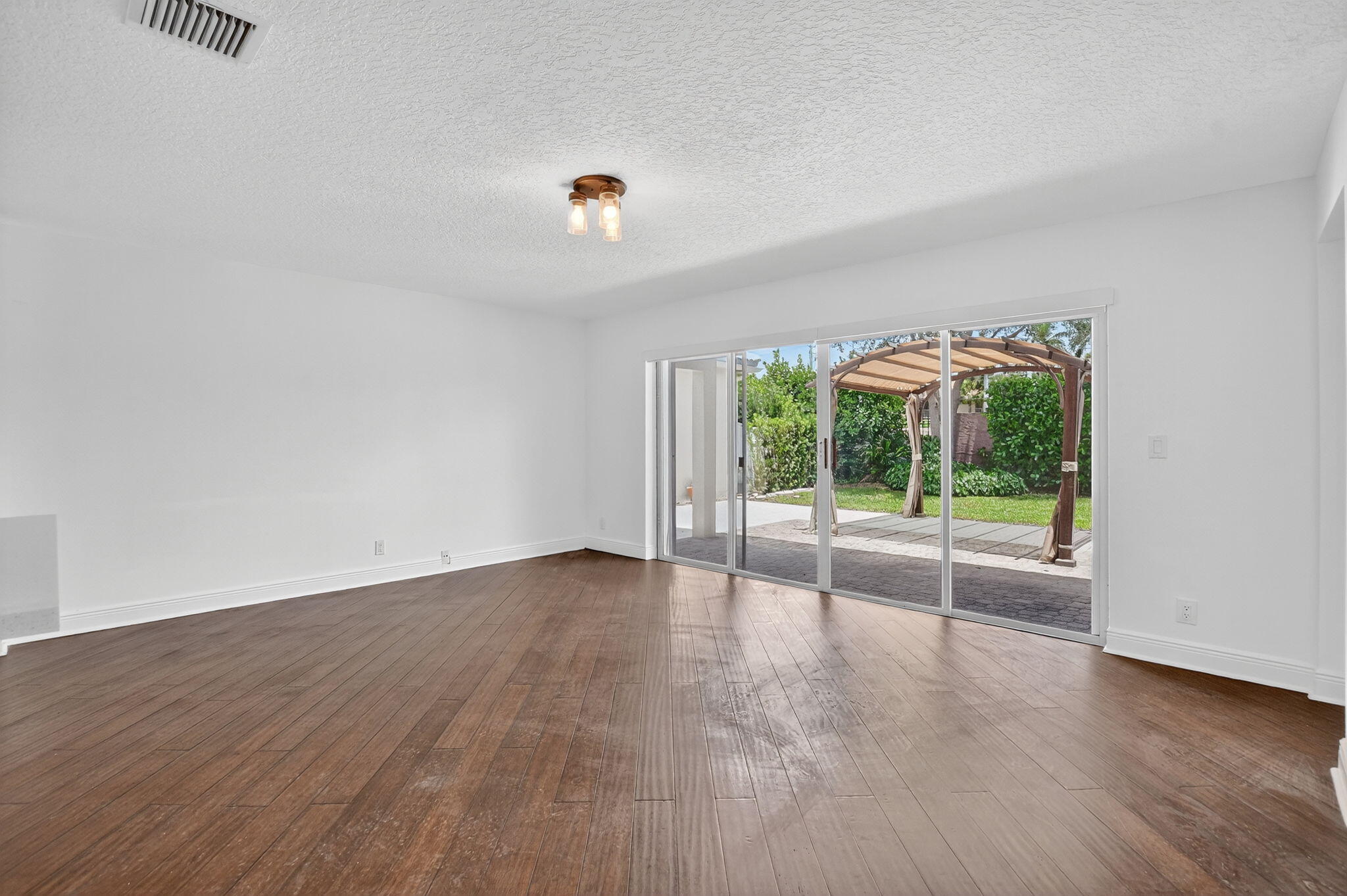 6502 Brava Way Boca Raton, FL 33433 - Photo 8 of 47 10-web-or-mls-DSC_3161