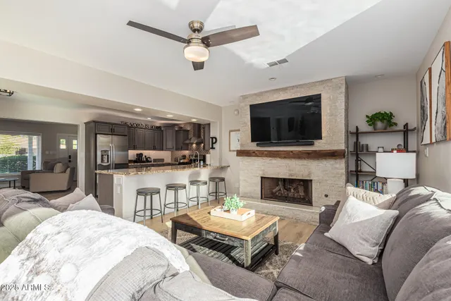 $1,399,000 | 3845 East Glenrosa Avenue, Phoenix, AZ 85018