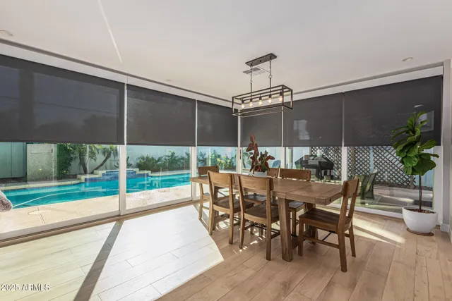 $1,399,000 | 3845 East Glenrosa Avenue, Phoenix, AZ 85018