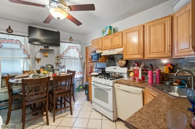 $575,000 | 478 Walnut Street, Elizabeth, NJ 07201