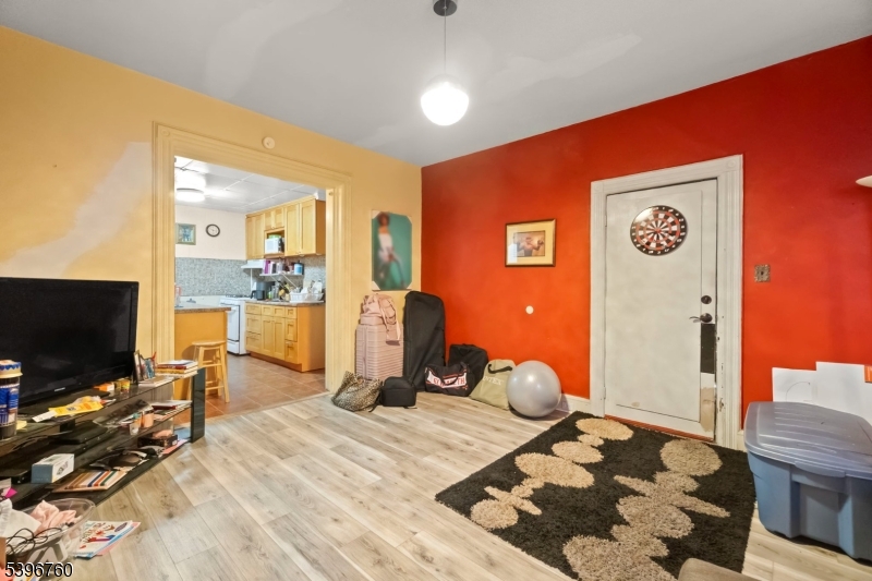 478 Walnut Street Elizabeth, NJ 07201 - Photo 2 of 25