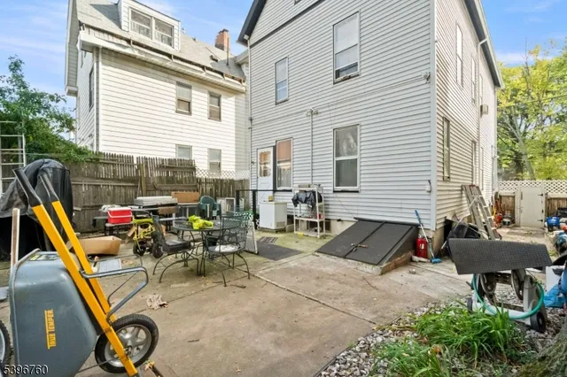 $575,000 | 478 Walnut Street, Elizabeth, NJ 07201